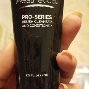 A brush cleaner. Gently cleans all types